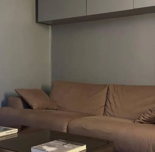 Charming Apartment *